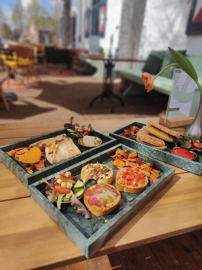 Helden Hotel Nieuw Antiek מראה חיצוני תמונה