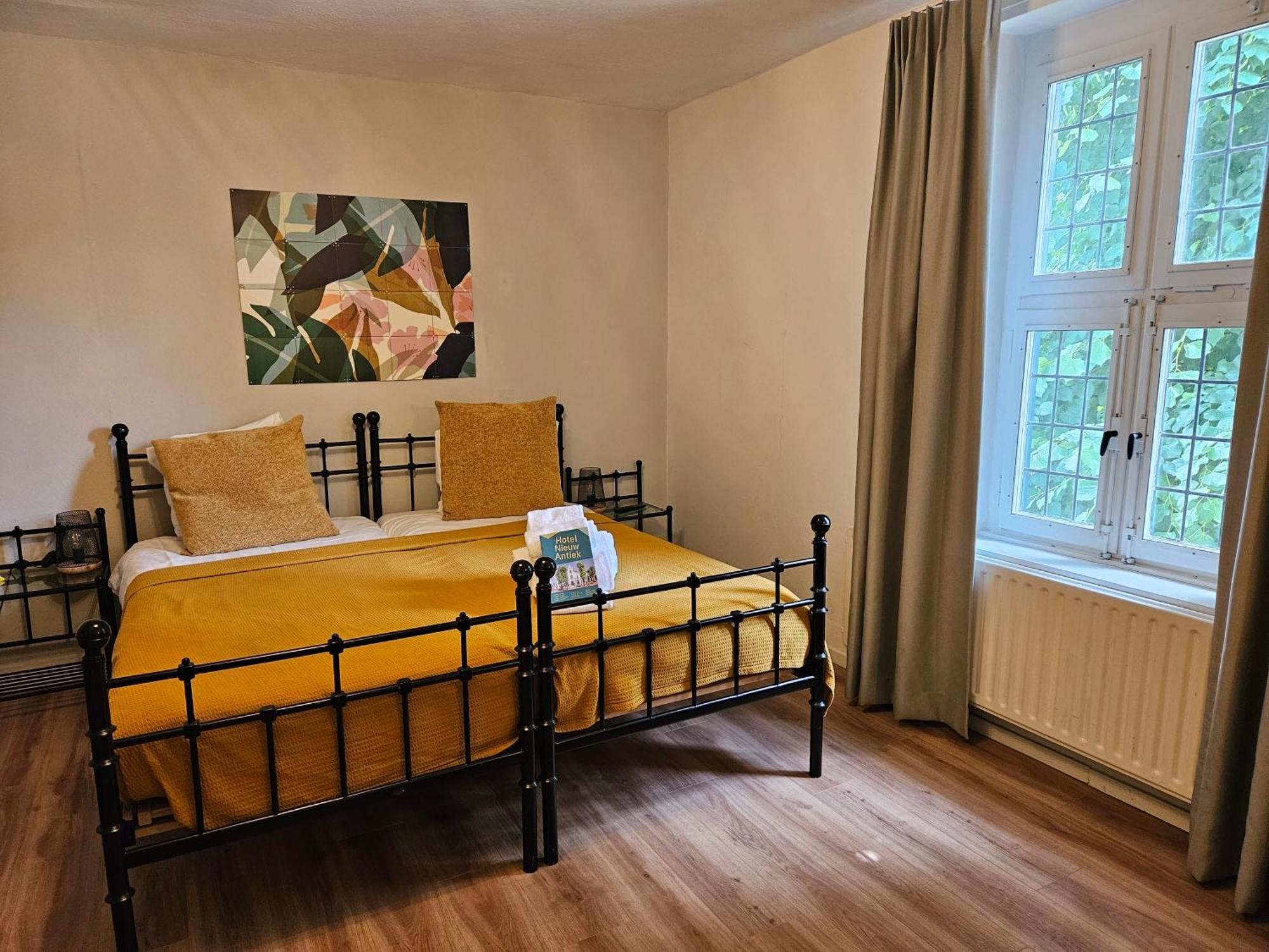 Helden Hotel Nieuw Antiek מראה חיצוני תמונה